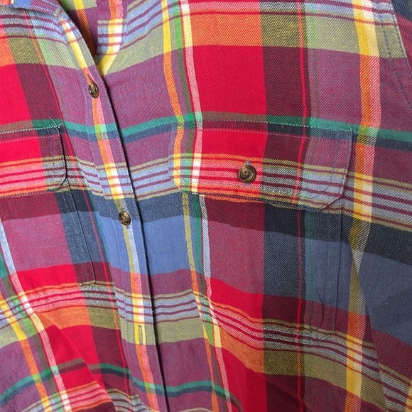Like new chaps, ladies plaid button-down shirt. Size XL. - Picture 6 of 6